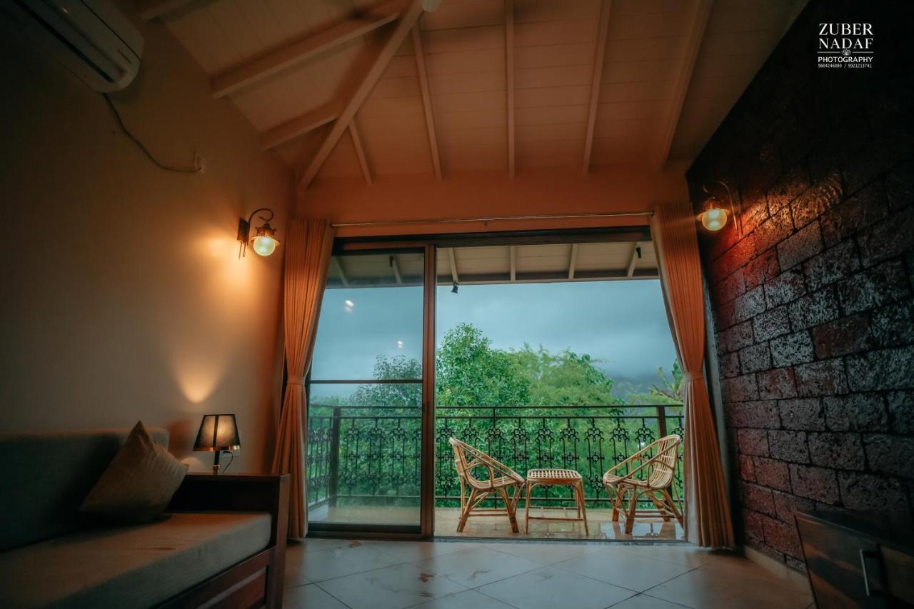 Kireina Wellness Resort Koynanagar Exteriör bild