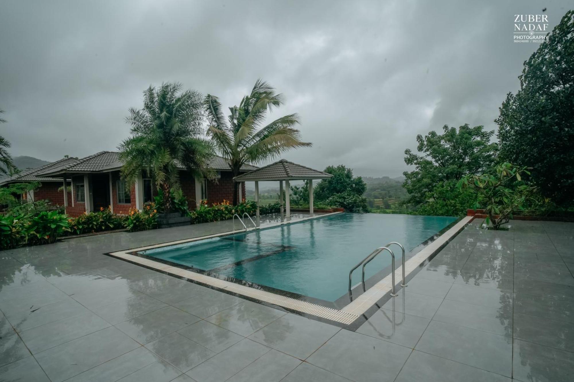 Kireina Wellness Resort Koynanagar Exteriör bild